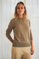 Women's cashmere crew neck
