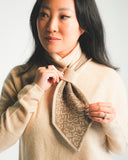 Silhouette Cashmere Neck Scarf